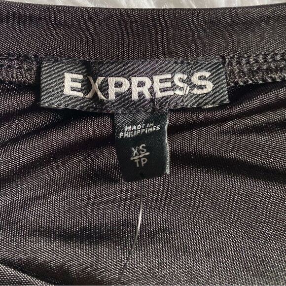 Express Black Scrunched Tie Sleeves Top NEW Size XS - Picture 2 of 7